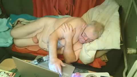 Bomber59potsdam online show from January 1, 6:59 pm