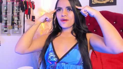 Snapshot of bombom_cutee chatting on February 26, 12:15 pm Bombom online show from February 26, 12:15 pm