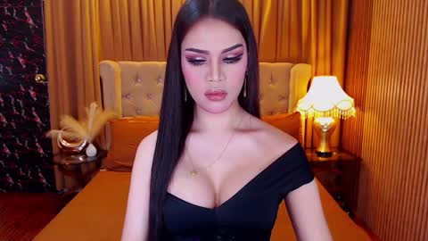 bombshellanita online show from September 21, 10:50 am