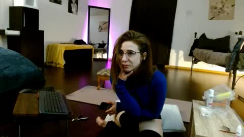 BombshellBaeby online show from October 22, 6:57 am