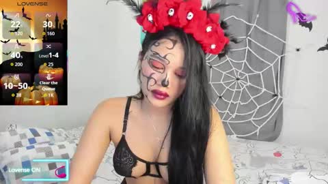 bombon y bellota online show from October 31, 1:39 am