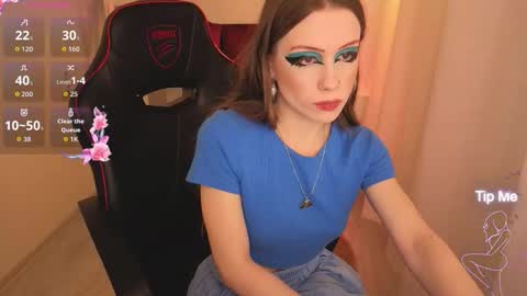 Karen online show from November 4, 3:55 pm