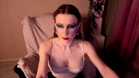 Karen online show from February 12, 4:13 pm