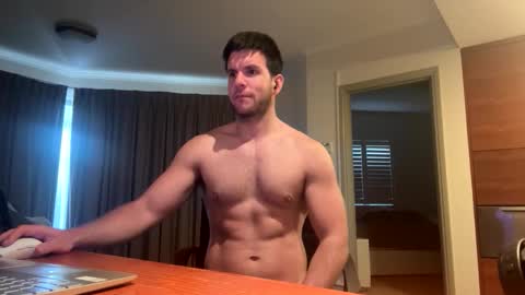 Bondi online show from November 17, 9:42 pm