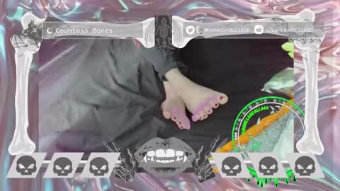 Countess Bones online show from December 18, 7:08 pm