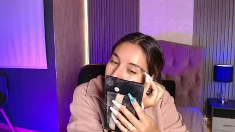 Snapshot of bonnali_lune chatting on June 27, 4:39 am bonnali_lune online show from June 27, 4:39 am