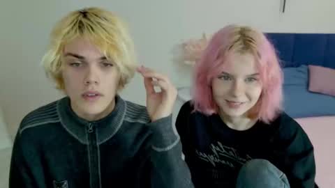 Jessy  Mark online show from November 1, 5:04 pm