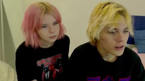 Jessy  Mark online show from November 5, 5:13 pm