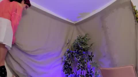 Snapshot of bonniecute_ chatting on October 10, 11:48 pm online show from October 10, 11:48 pm