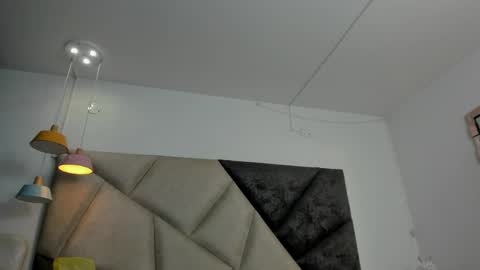   online show from April 8, 12:10 am