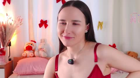 Emma online show from March 28, 1:05 am