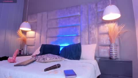 Bonnie online show from February 16, 3:05 pm