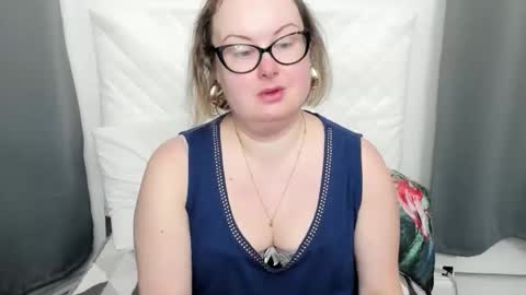 Bonnie online show from February 26, 4:55 am