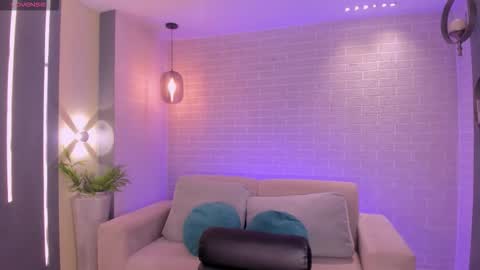 Snapshot of bonnyrosex chatting on September 12, 7:47 pm Bonny online show from September 12, 7:47 pm