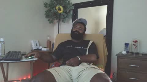 Snapshot of bonsai160723 chatting on July 12, 4:31 pm kevin hart online show from July 12, 4:31 pm