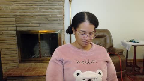 Queen Bon Vivantt online show from October 31, 2:07 pm