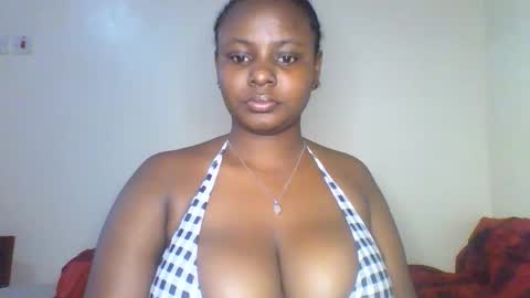 Snapshot of boobbyb chatting on October 23, 9:08 am boobbyb online show from October 23, 9:08 am