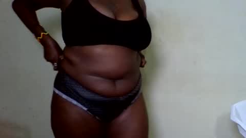 boobey_warden online show from November 4, 9:47 pm