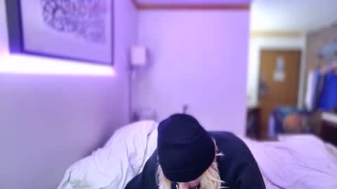 boobookittyfuxx online show from October 30, 1:29 am