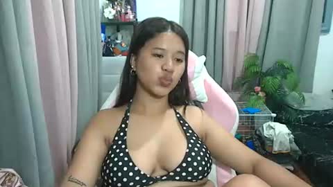 boobsypinay_zhein online show from May 28, 2:14 pm