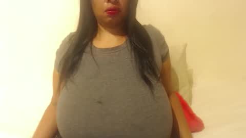 boobyqueen online show from October 22, 6:40 pm