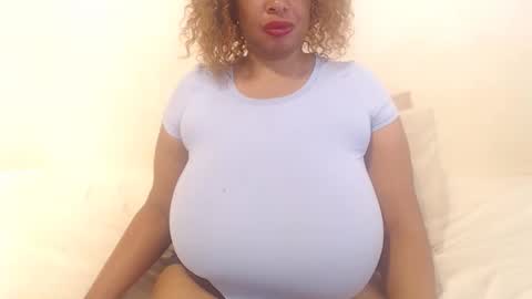 boobyqueen online show from January 17, 8:52 am