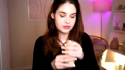 Snapshot of boobyybliss chatting on October 13, 9:31 am boobyybliss online show from October 13, 9:31 am