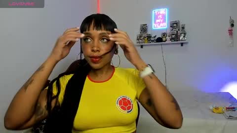 Snapshot of boonie_brooks chatting on May 31, 9:49 pm Anna Brooks online show from May 31, 9:49 pm