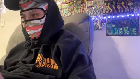 Snapshot of boonkgang1028 chatting on March 2, 2:47 am SHY BOY online show from March 2, 2:47 am