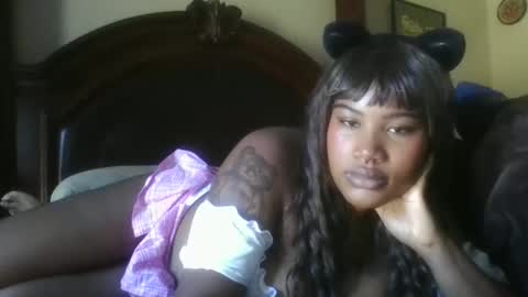 boooohoooobaby online show from October 22, 2:06 pm