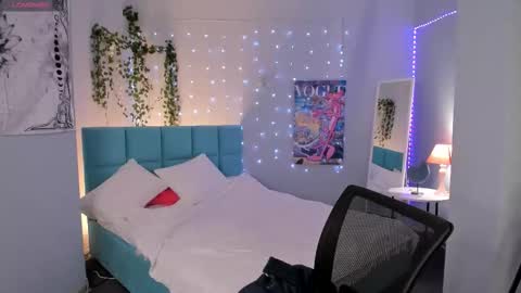 Milena online show from March 18, 2:58 am