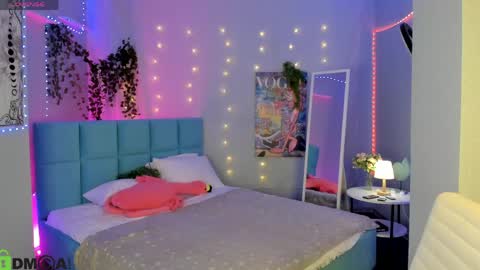 Snapshot of booozekirs_ chatting on June 2, 2:57 am Milena online show from June 2, 2:57 am