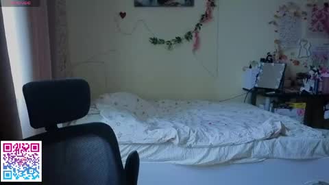 Snapshot of booozekirs_ chatting on June 10, 2:56 am Milena online show from June 10, 2:56 am