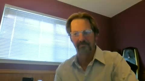 Snapshot of boos9393 chatting on February 11, 4:56 pm Friend online show from February 11, 4:56 pm
