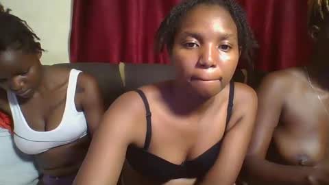 bootie_caramel online show from March 11, 6:21 am