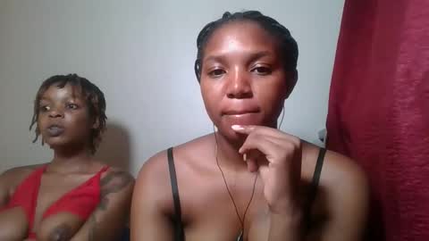 bootie_caramel online show from June 2, 12:34 am