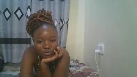 Snapshot of bootybabe0 chatting on February 20, 10:21 pm bootybabe0 online show from February 20, 10:21 pm