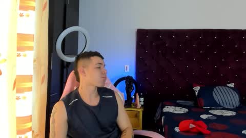 booyhott_ online show from November 28, 6:54 pm