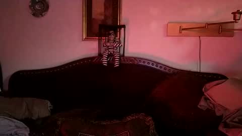 Snapshot of boredaf6678 chatting on February 14, 7:07 am boredaf6678 online show from February 14, 7:07 am