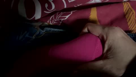 Snapshot of boredbassist78 chatting on December 20, 1:33 pm boredbassist78 online show from December 20, 1:33 pm