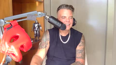 BOSS online show from October 2, 6:26 pm
