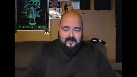 Snapshot of bossdeuce420 chatting on April 3, 11:25 pm bossdeuce420 online show from April 3, 11:25 pm