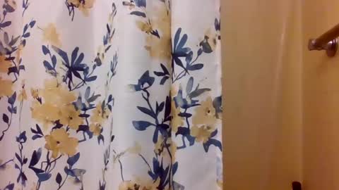 Snapshot of bosslife505050 chatting on December 31, 11:31 am The Italian Boss online show from December 31, 11:31 am