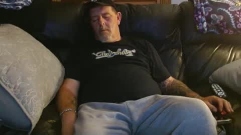 bostonguy1969 online show from November 5, 1:49 am