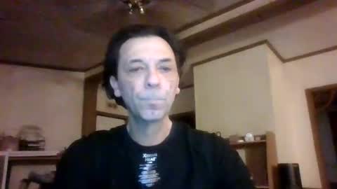 Snapshot of bottomcdforoldersc chatting on December 27, 11:17 am James online show from December 27, 11:17 am