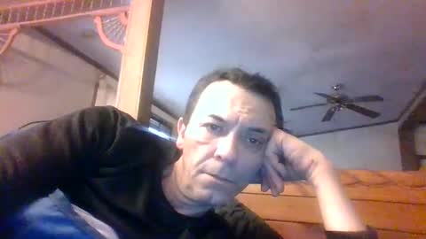 Snapshot of bottomcdforoldersc chatting on January 2, 1:51 pm James online show from January 2, 1:51 pm