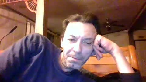 Snapshot of bottomcdforoldersc chatting on February 21, 9:56 am James online show from February 21, 9:56 am