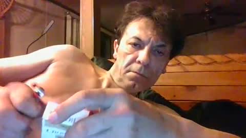 Snapshot of bottomcdforoldersc chatting on November 24, 5:51 am James online show from November 24, 5:51 am