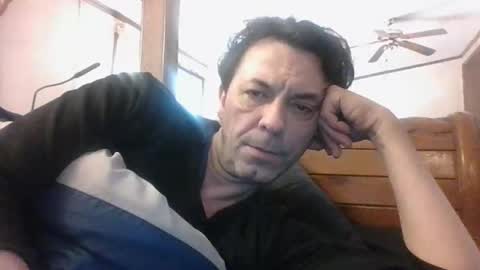 Snapshot of bottomcdforoldersc chatting on February 2, 6:17 pm James online show from February 2, 6:17 pm