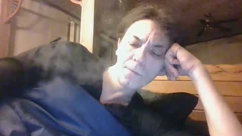 Snapshot of bottomcdforoldersc chatting on February 5, 10:53 am James online show from February 5, 10:53 am